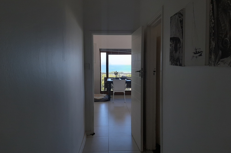 To Let 3 Bedroom Property for Rent in Mossel Bay Central Western Cape